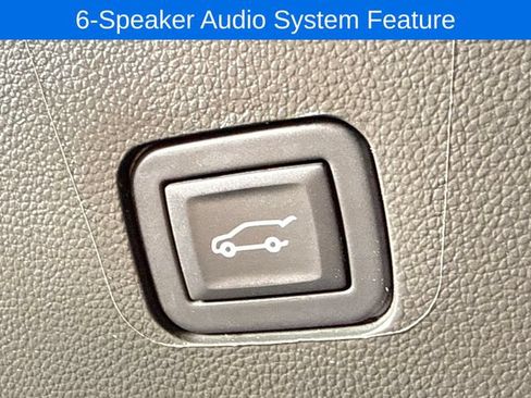 Used 2023 Chevrolet Traverse LT w/ LPO, Floor Liner Package AWD/4WD image 16