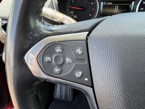 Used 2018 Chevrolet Traverse Premier AWD/4WD image 22