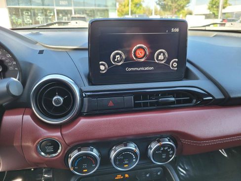 Used 2020 MAZDA MX-5 Miata Grand Touring RWD image 25