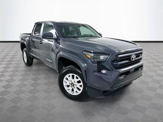 Used 2025 Toyota Tacoma SR5 AWD/4WD video 1