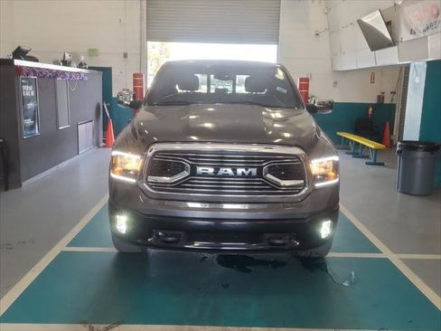 Used 2018 RAM 1500 Limited AWD/4WD image 3