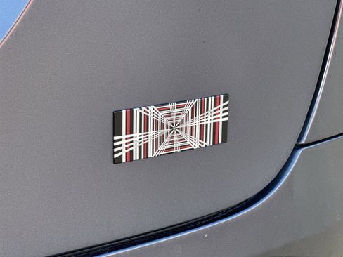 Used 2023 Tesla Model X Plaid image 7