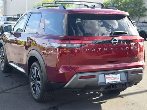 New 2026 Nissan Pathfinder Platinum AWD/4WD image 5