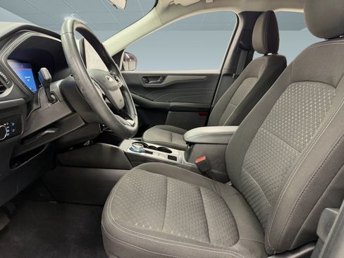 Used 2023 Ford Escape Active w/ Tech Pack #1 AWD/4WD image 4