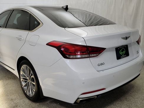 Used 2017 Genesis G80 3.8 w/ Option Group 02 image 6