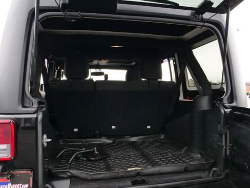 Used 2017 Jeep Wrangler Unlimited Sport w/ Quick Order Package 24S image 37