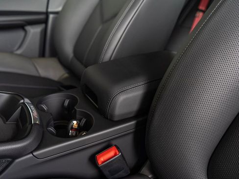 New 2026 Porsche Macan S AWD/4WD image 26