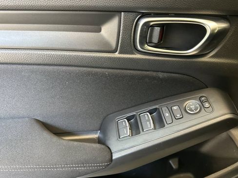 Used 2025 Honda Civic Sport image 11