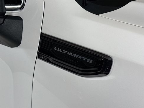Used 2022 GMC Sierra 1500 Denali Ultimate AWD/4WD image 37