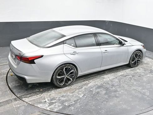 Used 2024 Nissan Altima 2.5 SR image 41