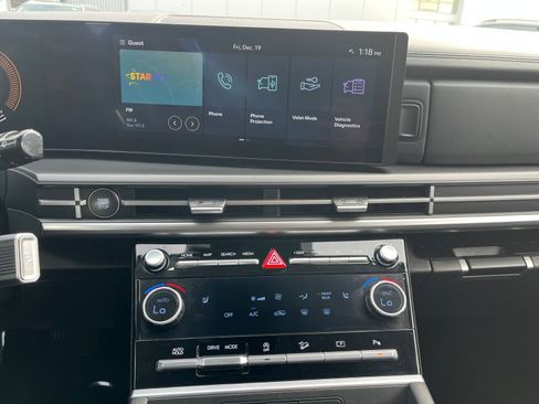 Used 2025 Hyundai Santa Fe SEL image 18