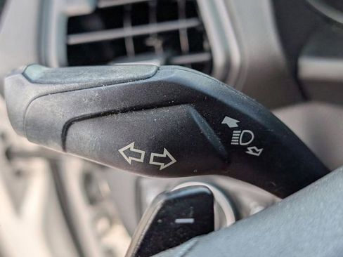 Used 2017 Ford Escape SE w/ SE Leather Comfort Package image 24