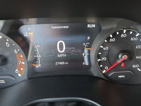 Used 2023 Jeep Compass Trailhawk image 10