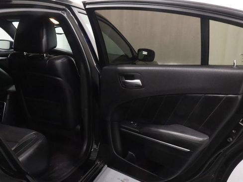 Used 2016 Dodge Charger SXT w/ AWD Plus Group image 16
