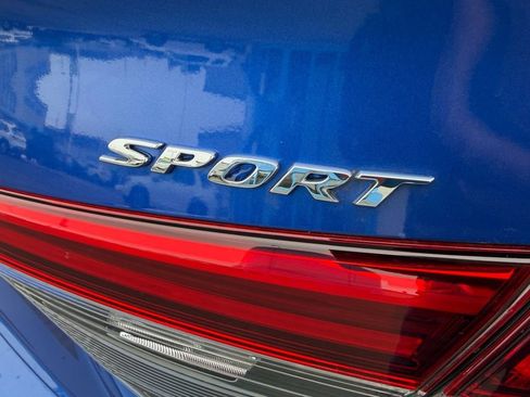 Certified 2022 Honda Civic Sport image 18