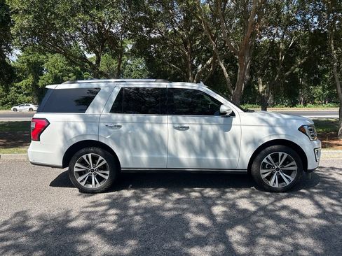 Used 2021 Ford Expedition Limited RWD image 5