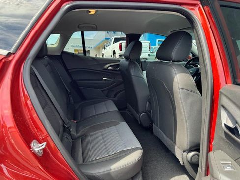 Used 2024 Chevrolet Trax LT w/ Driver Confidence Package FWD image 10
