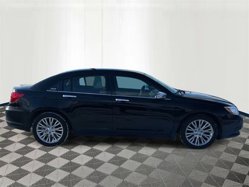 Used 2013 Chrysler 200 Limited w/ Sun/Sound Group image 6