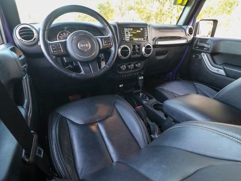 Used 2017 Jeep Wrangler Unlimited Sahara w/ Dual Top Group image 15