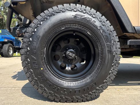 Used 2000 Jeep Wrangler Sport image 6