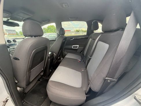 Used 2014 Chevrolet Captiva Sport LS FWD image 19