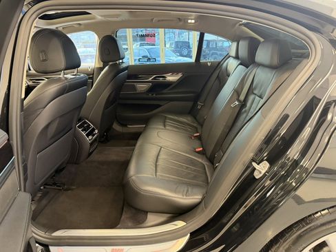 Used 2018 BMW 740i xDrive 740i xDrive image 34