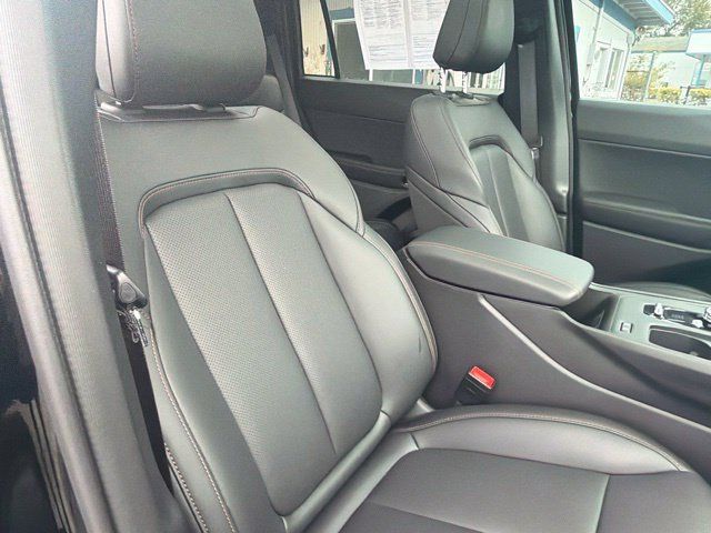 Used 2026 Jeep Cherokee Limited AWD/4WD image 10