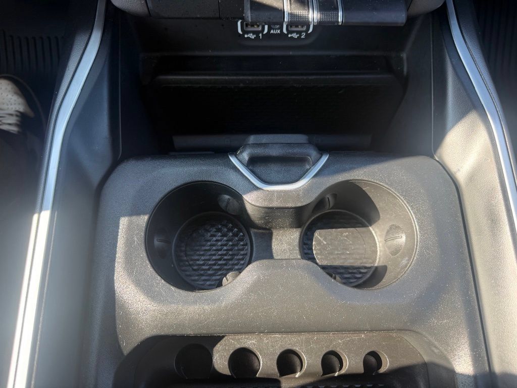 Used 2023 RAM 1500 Big Horn AWD/4WD image 32
