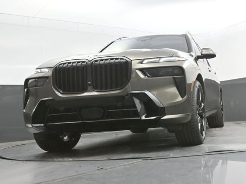 New 2026 BMW X7 xDrive40i w/ M Sport Package image 55