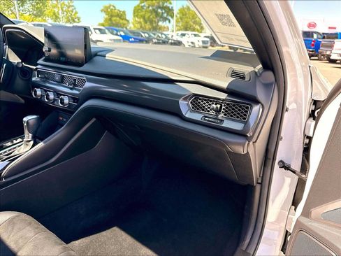 Used 2024 Acura Integra A-Spec FWD image 18