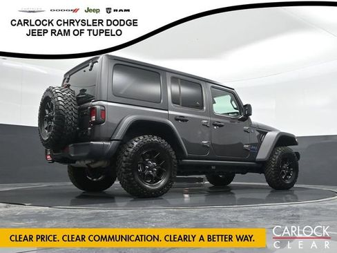 Used 2025 Jeep Wrangler Sport image 53