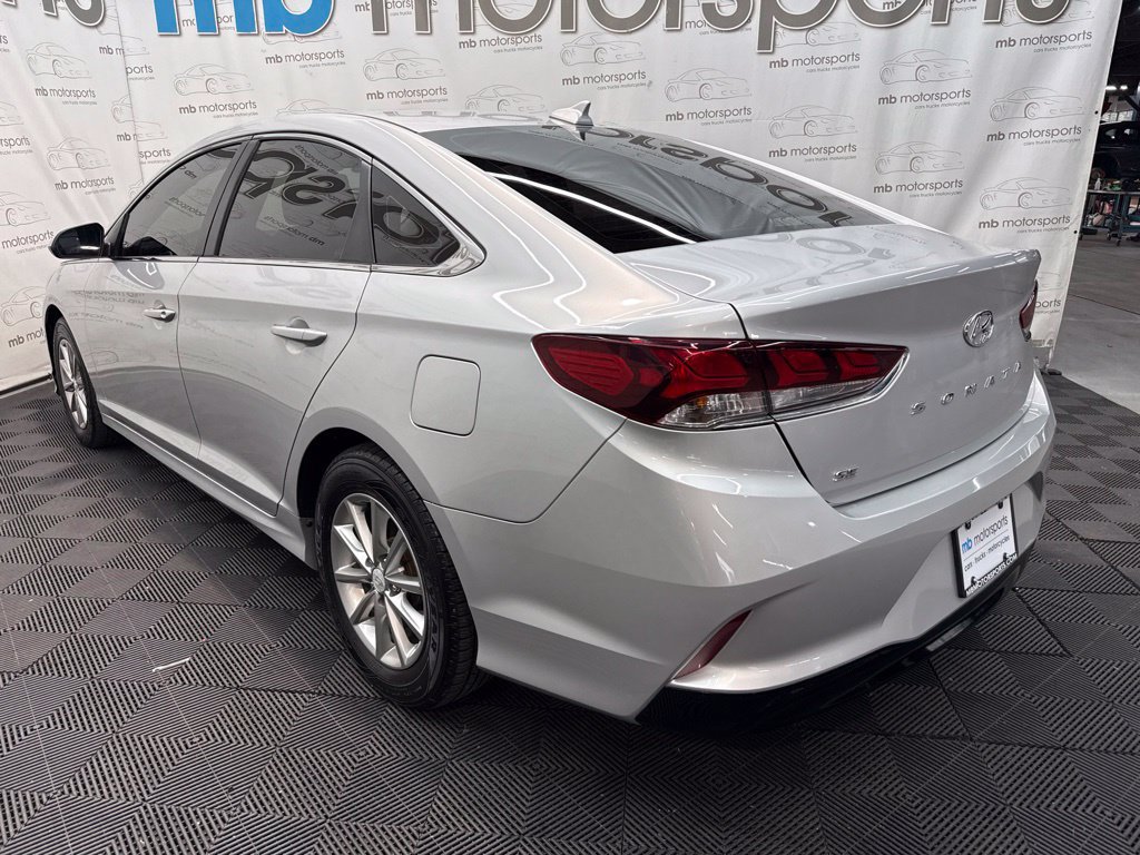 Used 2018 Hyundai Sonata SE FWD image 4
