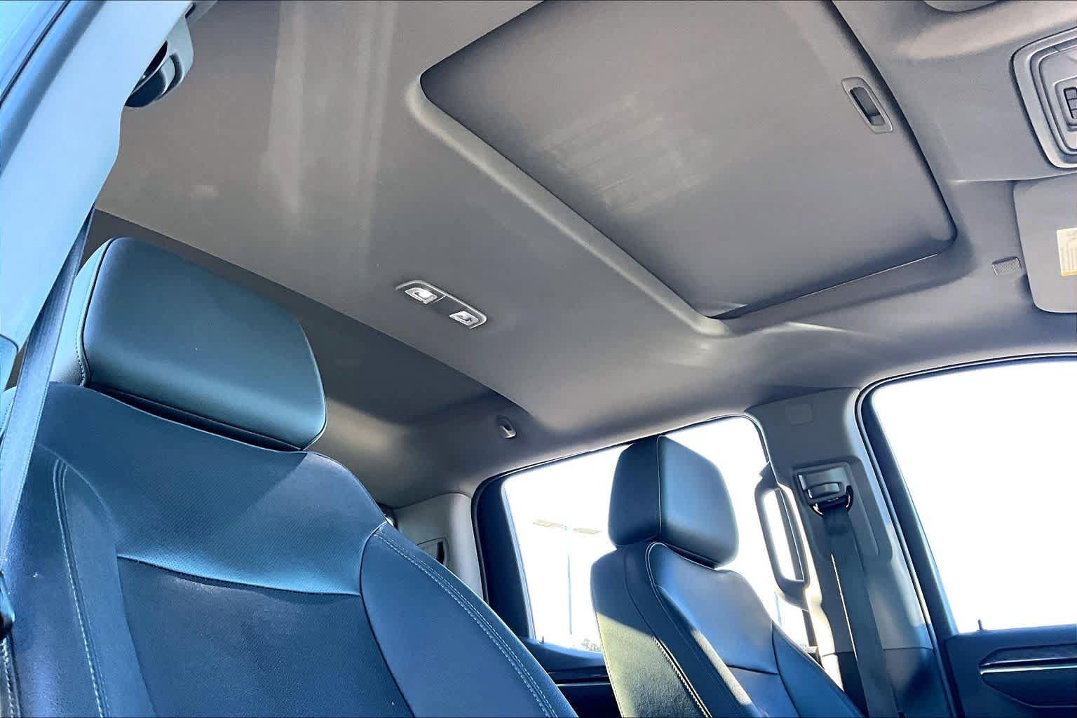 Used 2022 Chevrolet Silverado 1500 LTZ AWD/4WD image 13
