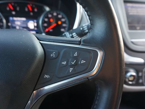 Used 2020 Chevrolet Equinox LT FWD image 9