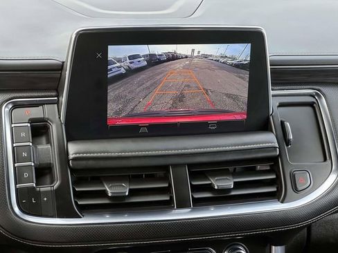 Used 2024 GMC Yukon XL SLT image 19