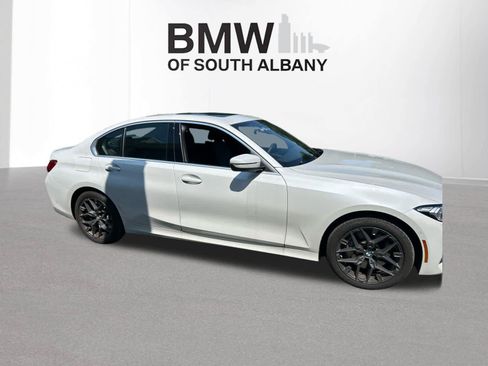 Used 2026 BMW 330i xDrive Sedan w/ Premium Package AWD/4WD image 6