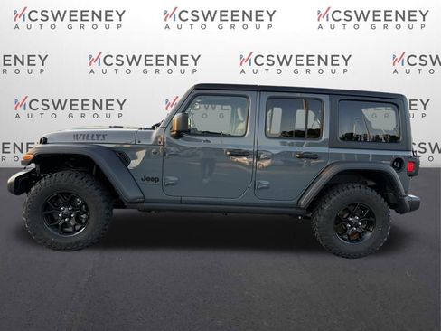 Used 2025 Jeep Wrangler Willys AWD/4WD image 2