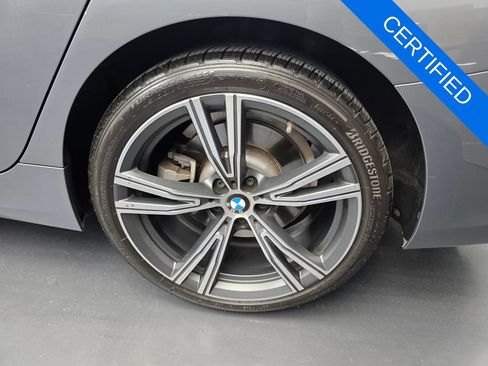 Certified 2024 BMW 330i Sedan w/ Convenience Package RWD image 17