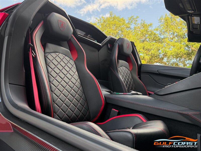 Used 2019 Lamborghini Aventador S AWD/4WD image 32