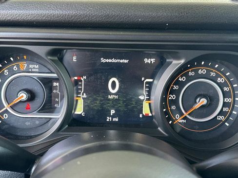 New 2025 Jeep Gladiator Sport image 20