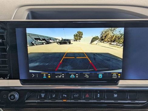 Used 2025 Chevrolet Silverado 2500 LT w/ Safety Package image 28