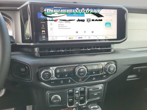 Used 2024 Jeep Wrangler Unlimited Sport AWD/4WD image 20