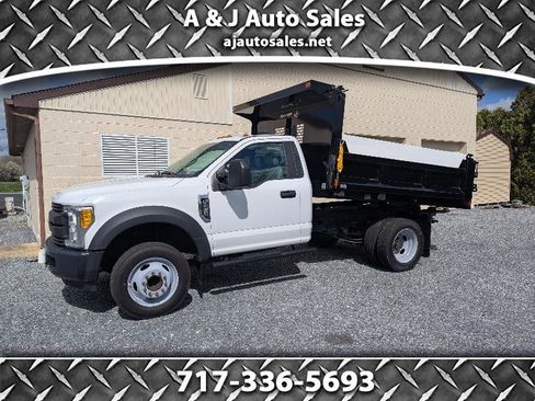 Used 2017 Ford F450 XL image 1