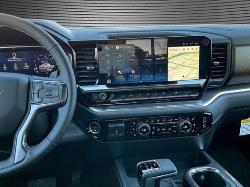 New 2026 Chevrolet Silverado 1500 High Country AWD/4WD image 6