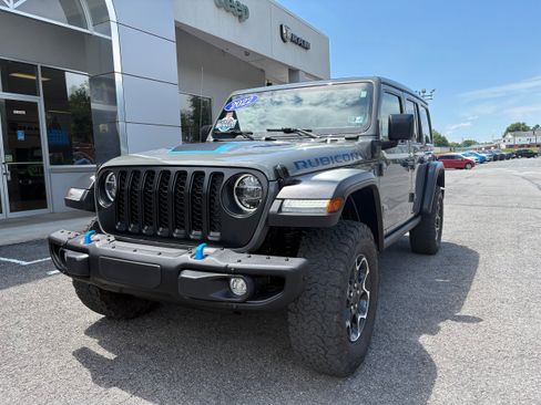 Used 2022 Jeep Wrangler Unlimited Rubicon 4xe w/ Steel Bumper Group AWD/4WD image 3