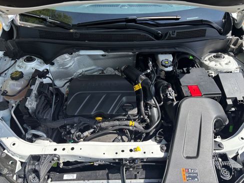 Used 2025 Buick Envista Preferred image 33