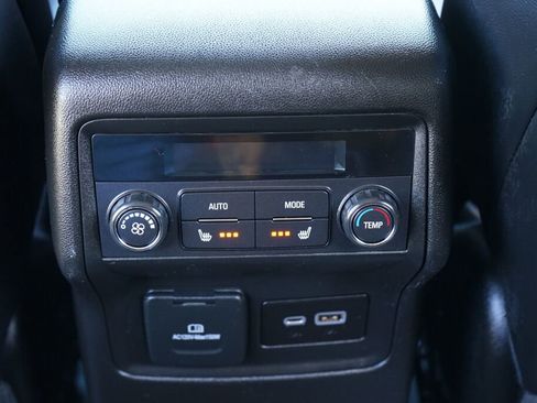 Used 2023 GMC Acadia AT4 w/ Preferred Package image 13