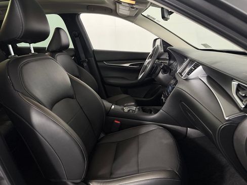 Used 2025 INFINITI QX50 Luxe AWD/4WD image 33