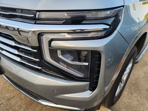 Used 2025 Chevrolet Tahoe LT AWD/4WD image 7