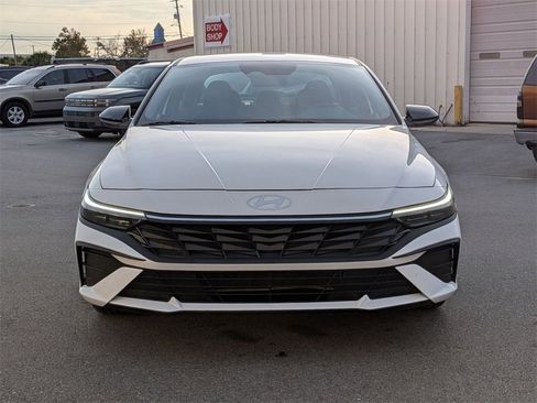 Certified 2025 Hyundai Elantra Sport w/ Cargo Package image 2